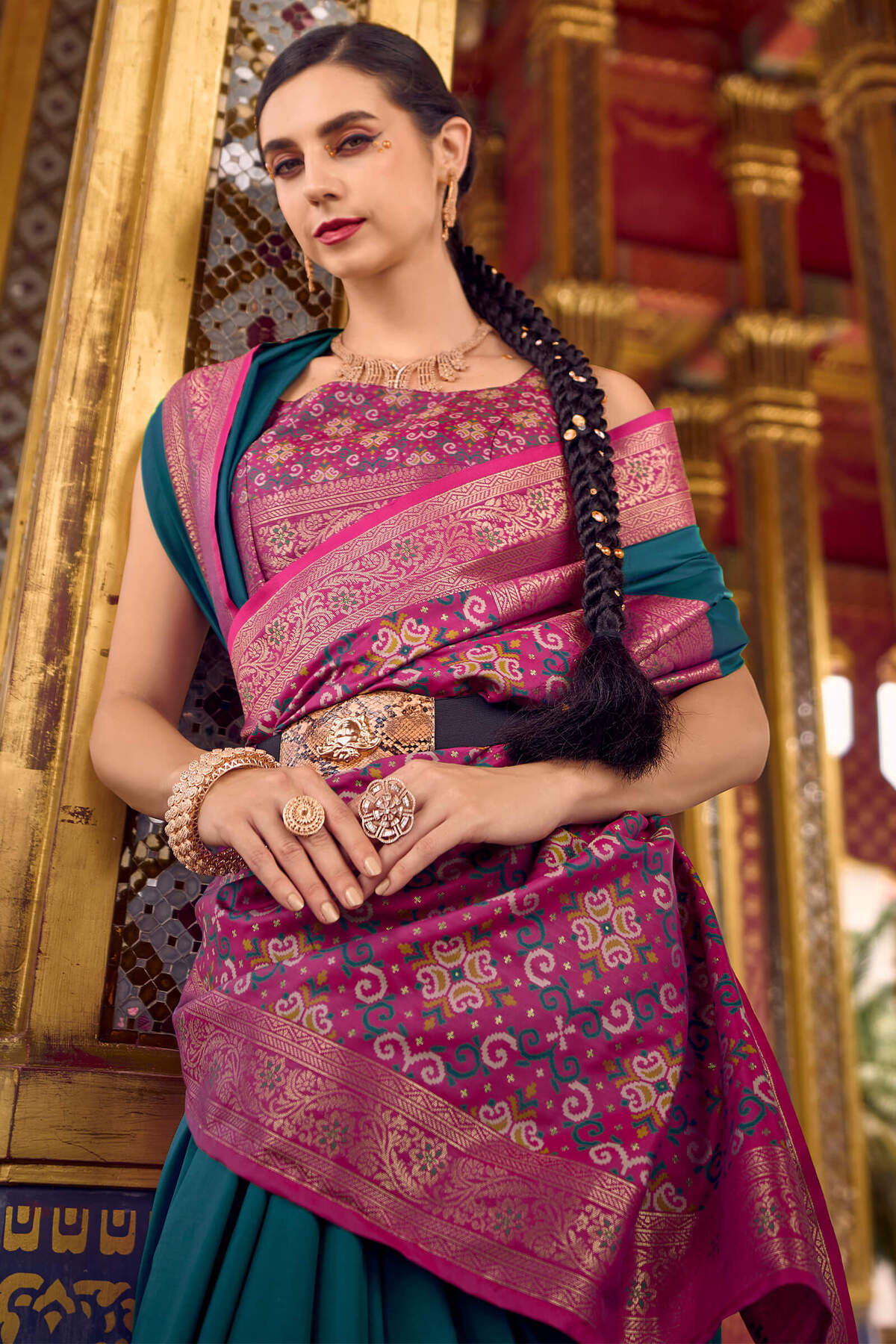 Ephemeral Rama Soft Banarasi Silk Saree With Desiring Blouse Piece