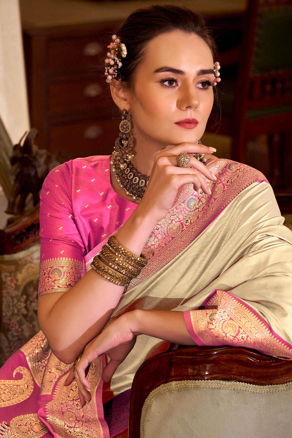 Chatoyant Beige Soft Banarasi Silk Saree With Refreshing Blouse Piece