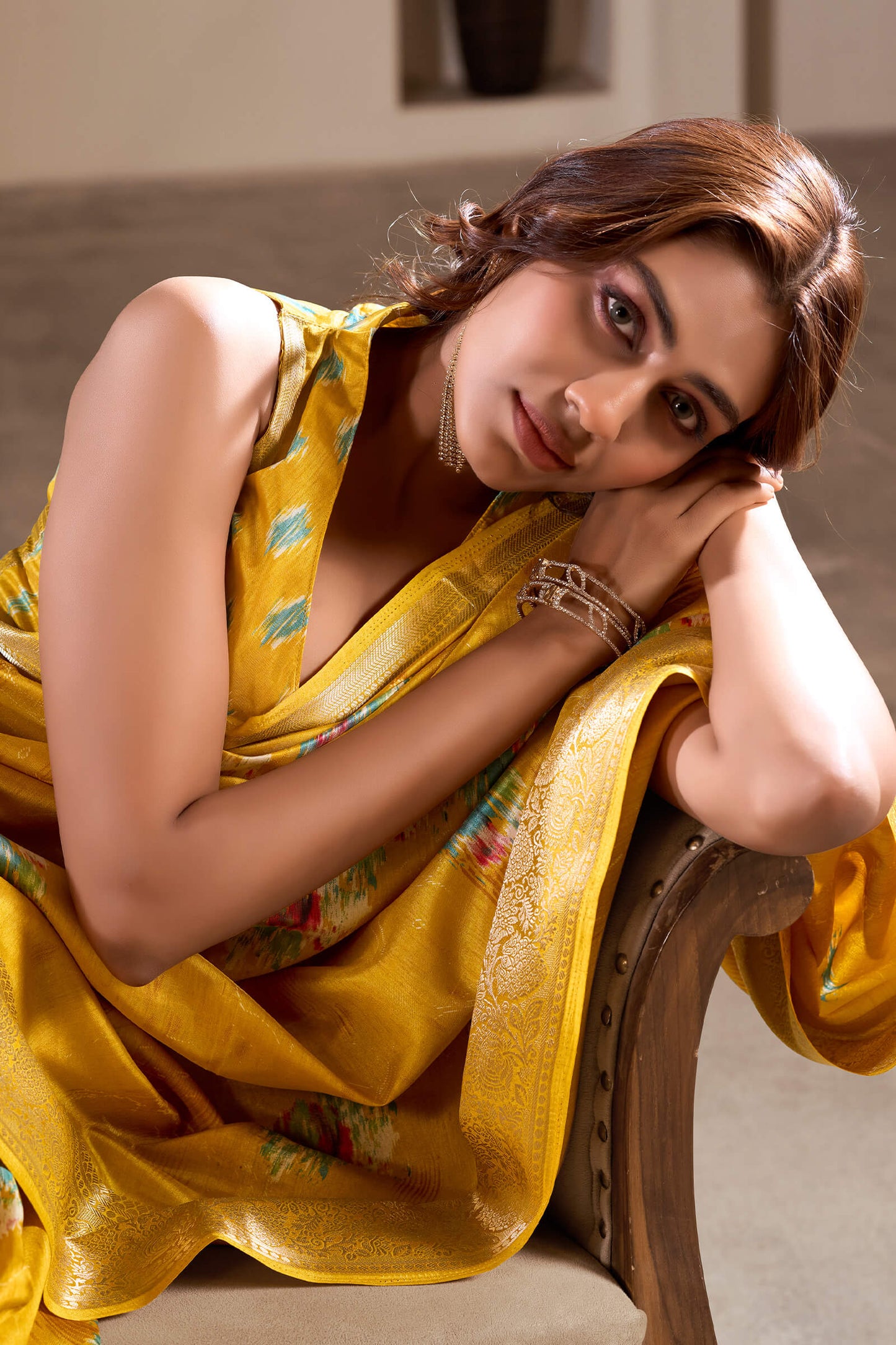 Stunner Yellow Digital Printed Dola Silk Saree With Luxuriant Blouse Piece