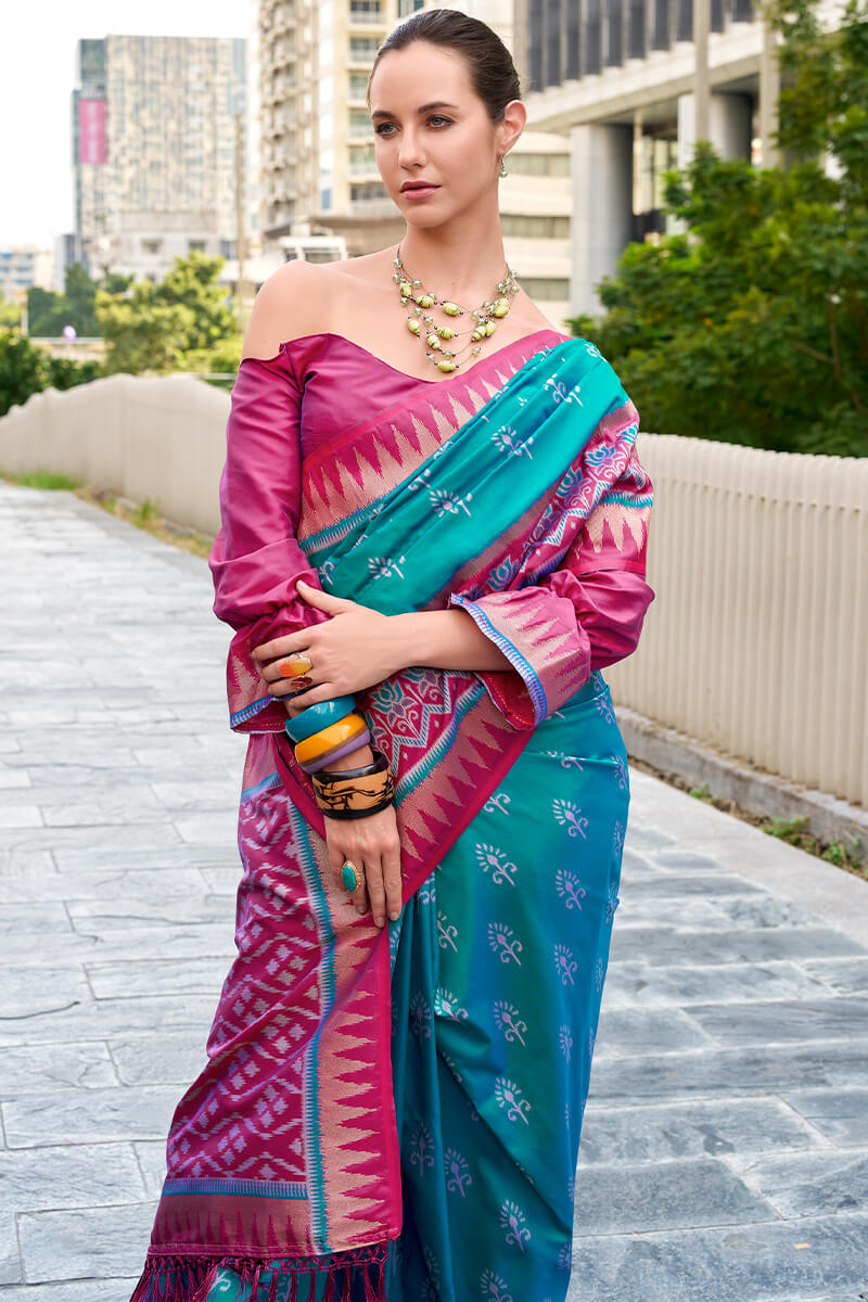 Scrumptious Rama Soft Banarasi Silk Saree With Forbearance Blouse Piece