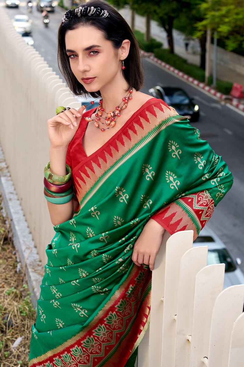 Gratifying Dark Green Soft Banarasi Silk Saree With Denouement Blouse Piece