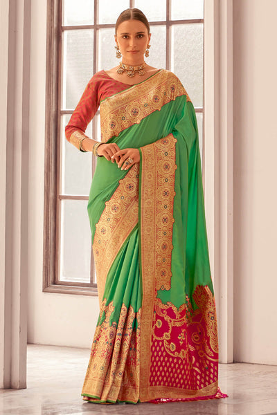 Fugacious Dark Green Soft Banarasi Silk Saree With Opulent Blouse Piece