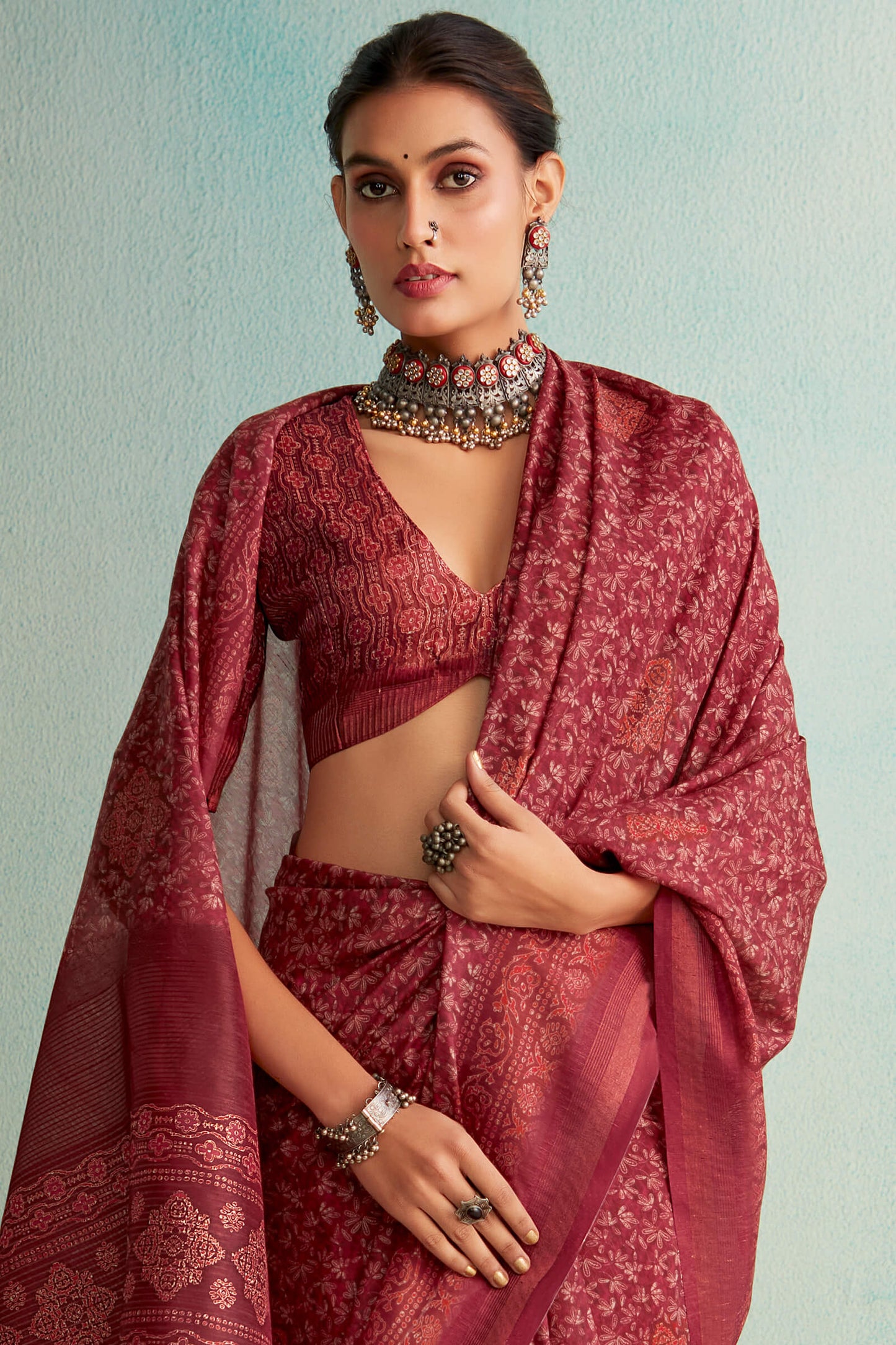 Redolent Maroon Digital Printed Soft Silk Saree With Ornate Blouse Piece