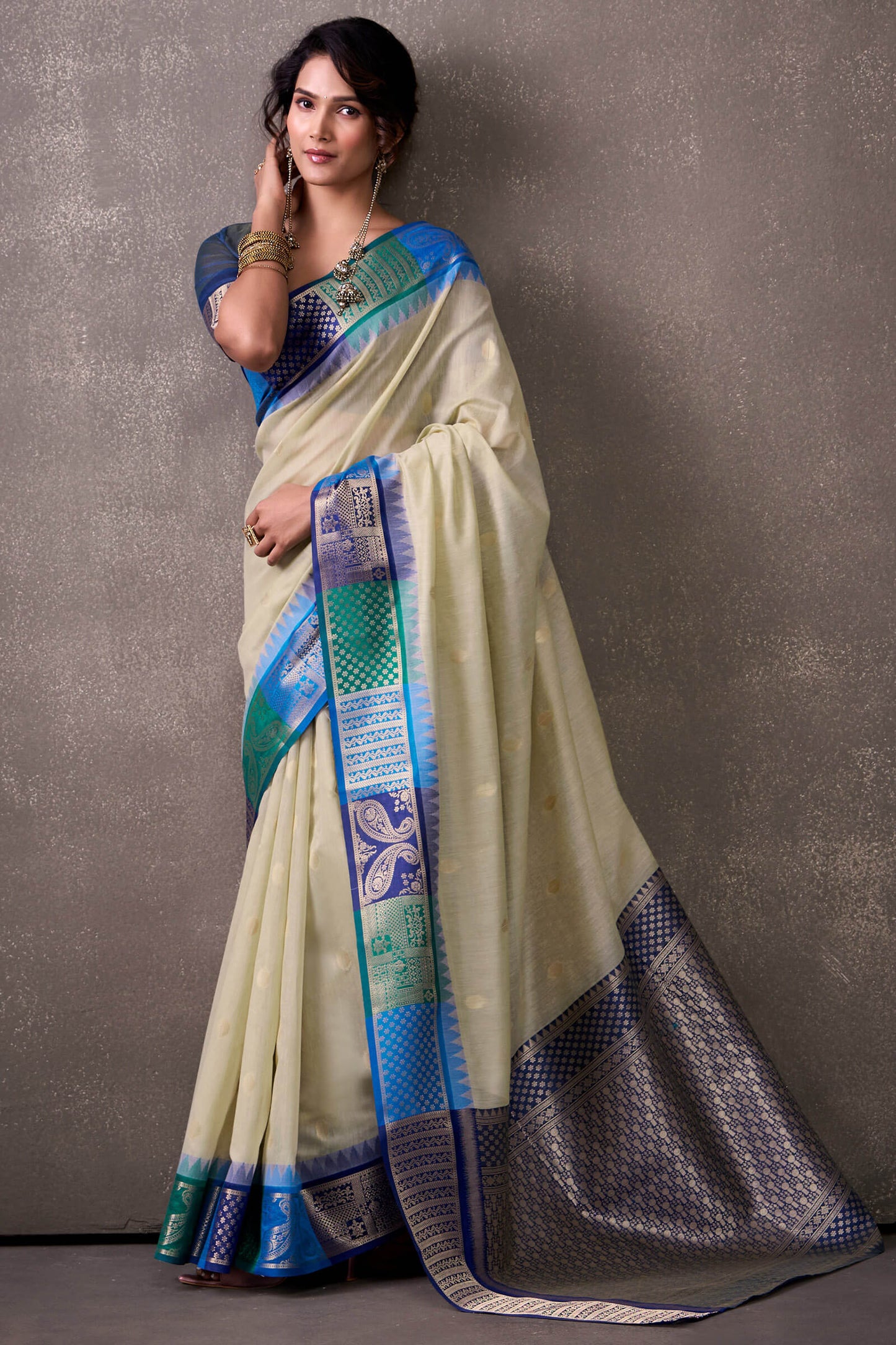 Proficient Beige And Blue Cotton Silk Saree With Engrossing Blouse Piece