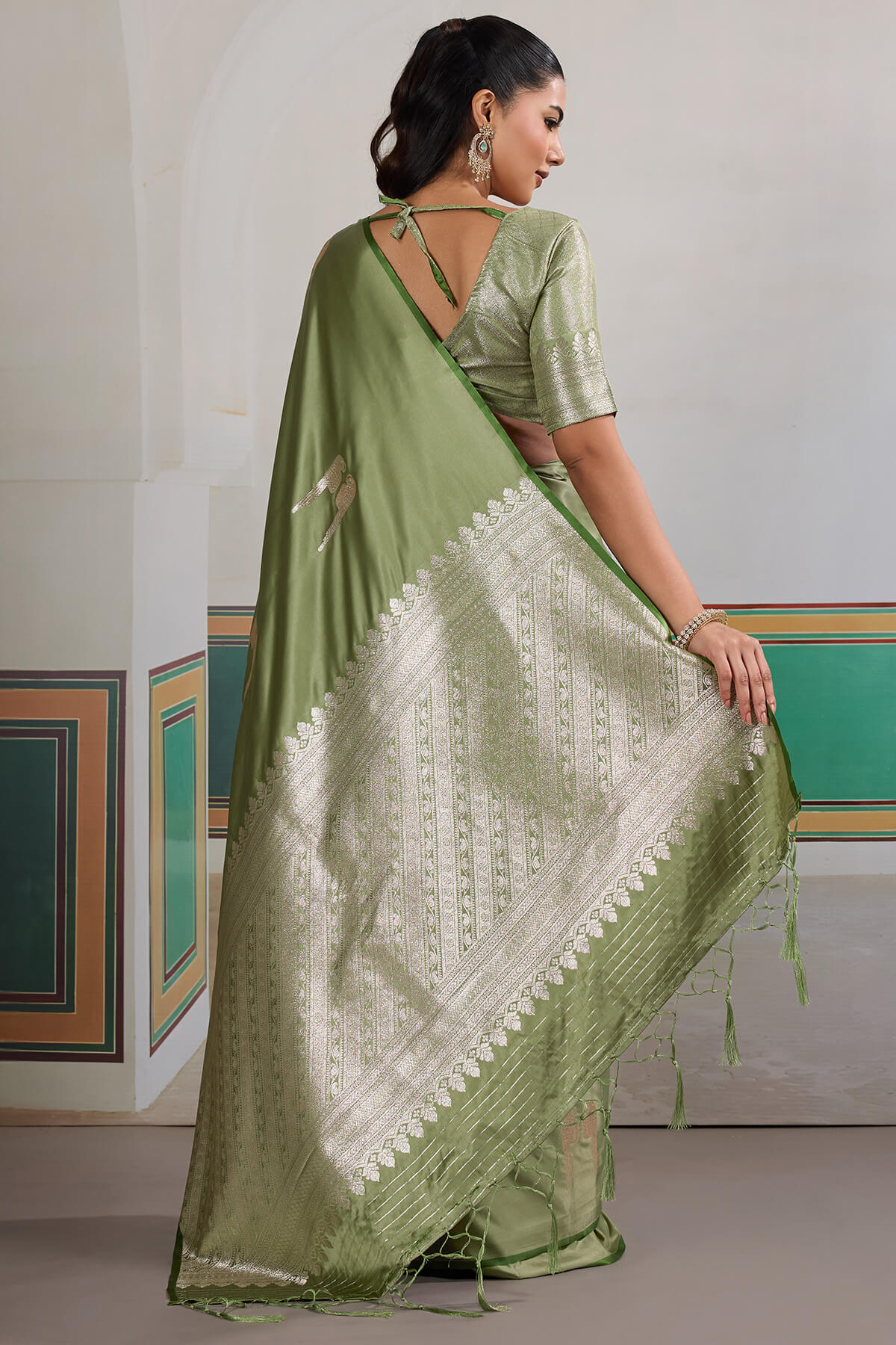 Dulcet Green Banarasi Satin Silk Saree With Felicitous Blouse