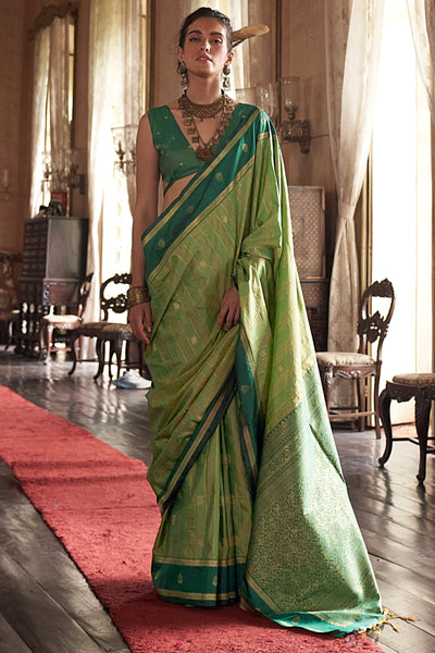 Enamoring Green Banarasi Tussar Silk Saree With Winsome Blouse Piece