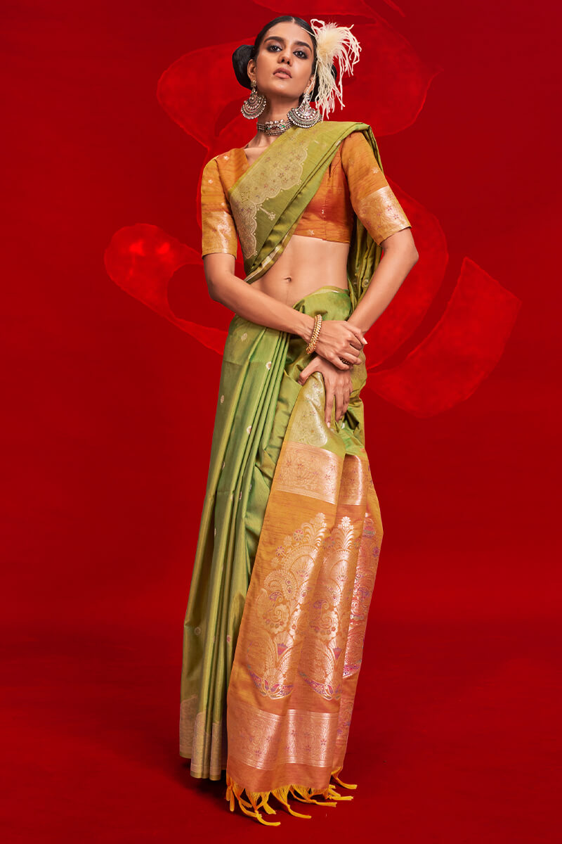Chatoyant Green Soft Banarasi Silk Saree With Gossamer Blouse Piece