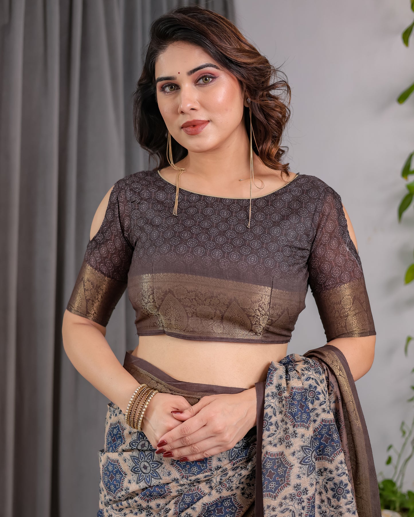 Classic Grey Art Silk Saree with Timeless Ajrakh-Inspired Floral Geometry