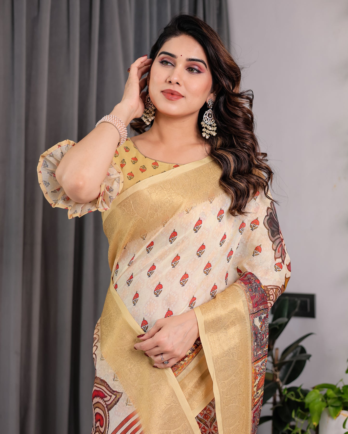 Elegant Pista Green Art Silk Saree with Regal Kalamkari-Inspired Floral Art