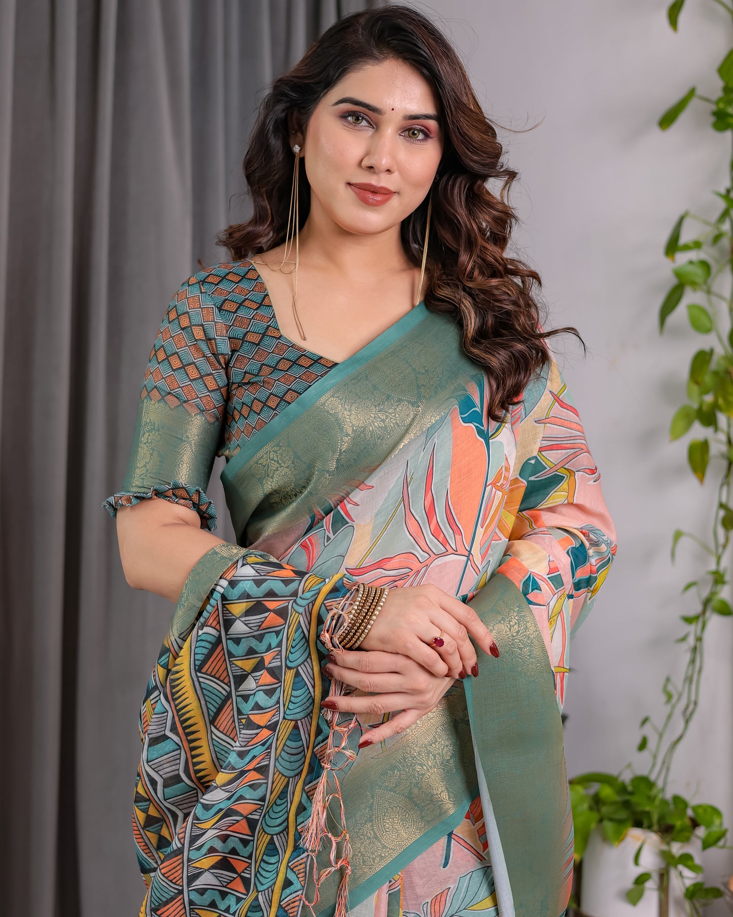 Elegant Olive Green Art Silk Saree with Tropical Leaf & Geometric Heritage Design