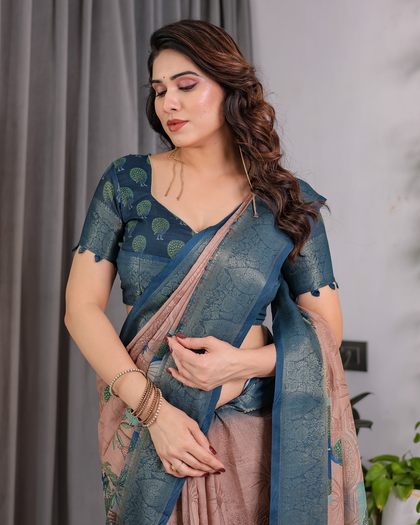 Regal Morpich Art Silk Saree with Royal Palace Garden Heritage Design