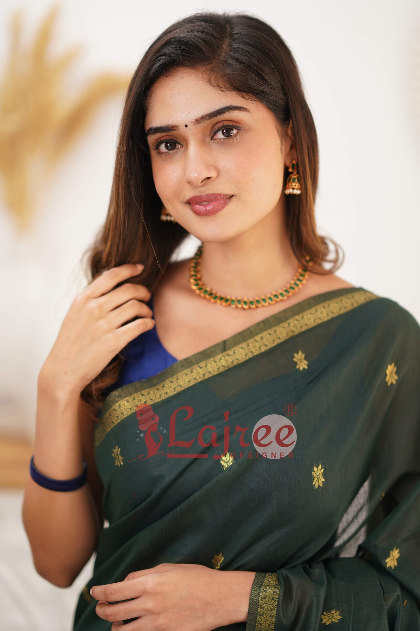 Flattering Green Cotton Silk Saree With Classy Blouse Piece