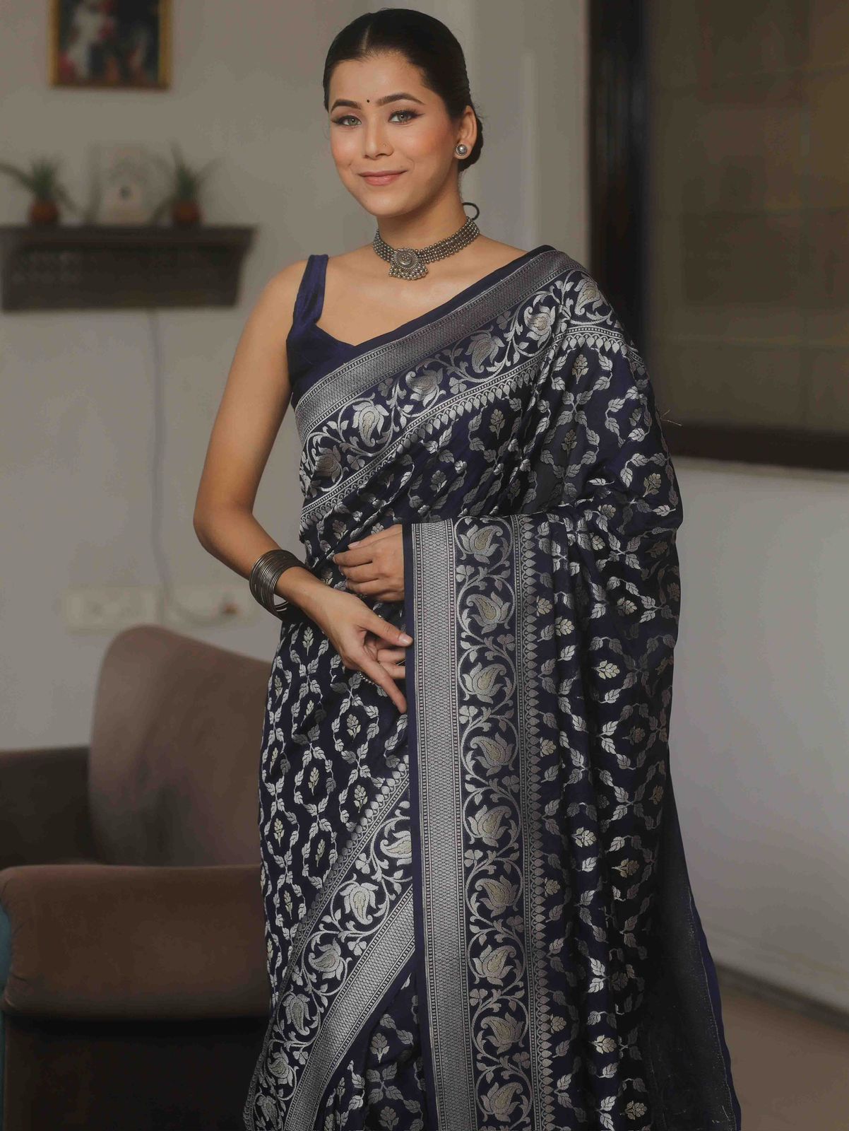 Phenomenal Navy Blue Soft Silk Saree With Demanding Blouse Piece