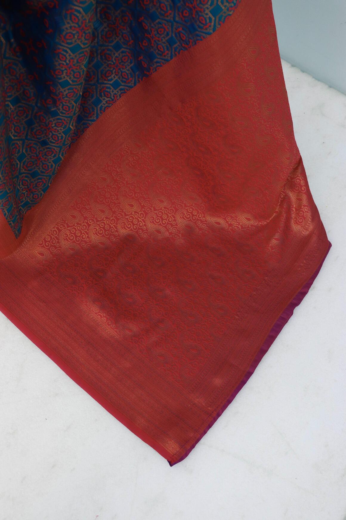 Forbearance Navy Blue Soft Banarasi Silk Saree With Comely Blouse Piece