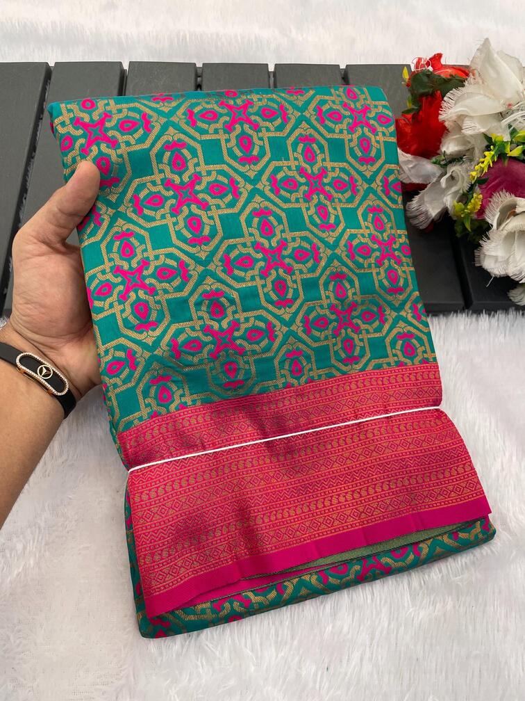 Ailurophile Rama Soft Banarasi Silk Saree With Dissemble Blouse Piece
