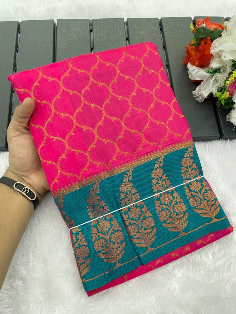 Designer Dark Pink Soft Banarasi Silk Saree With Engrossing Blouse Piece