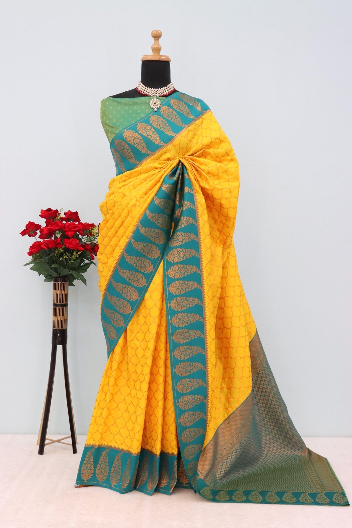 Snappy Yellow Soft Banarasi Silk Saree With Supernal Blouse Piece