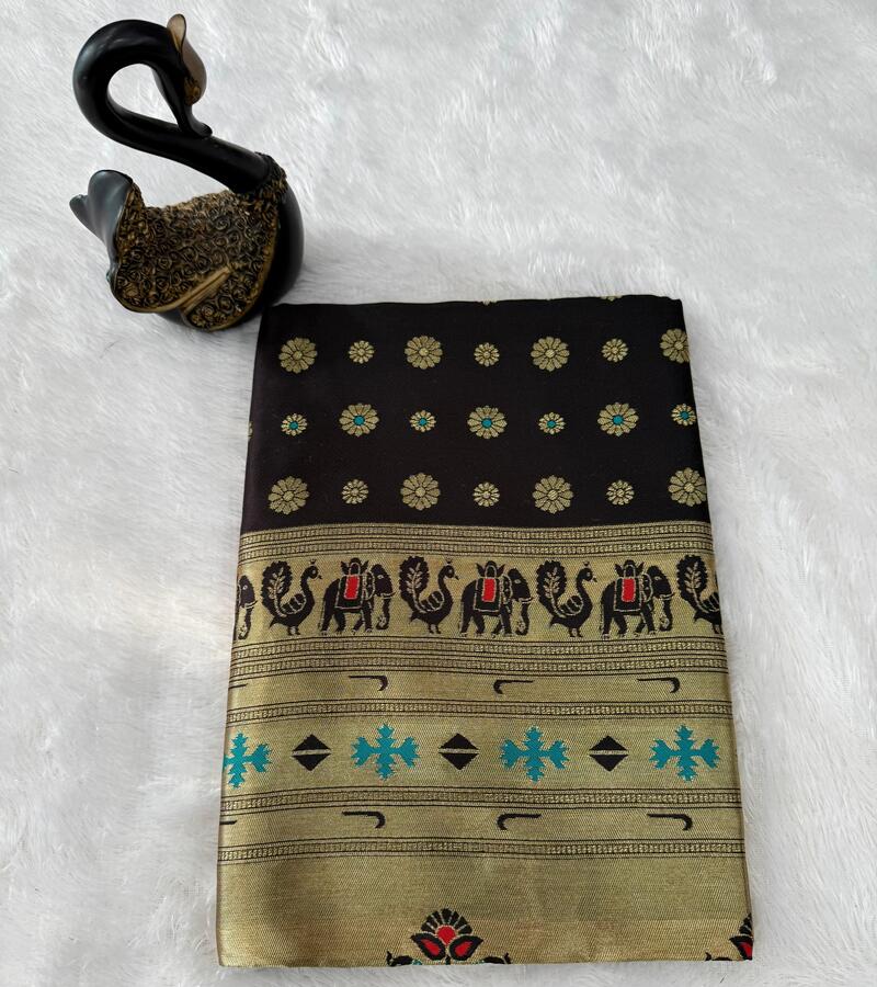 Amazing Black Paithani Silk Saree With Gratifying Blouse Piece