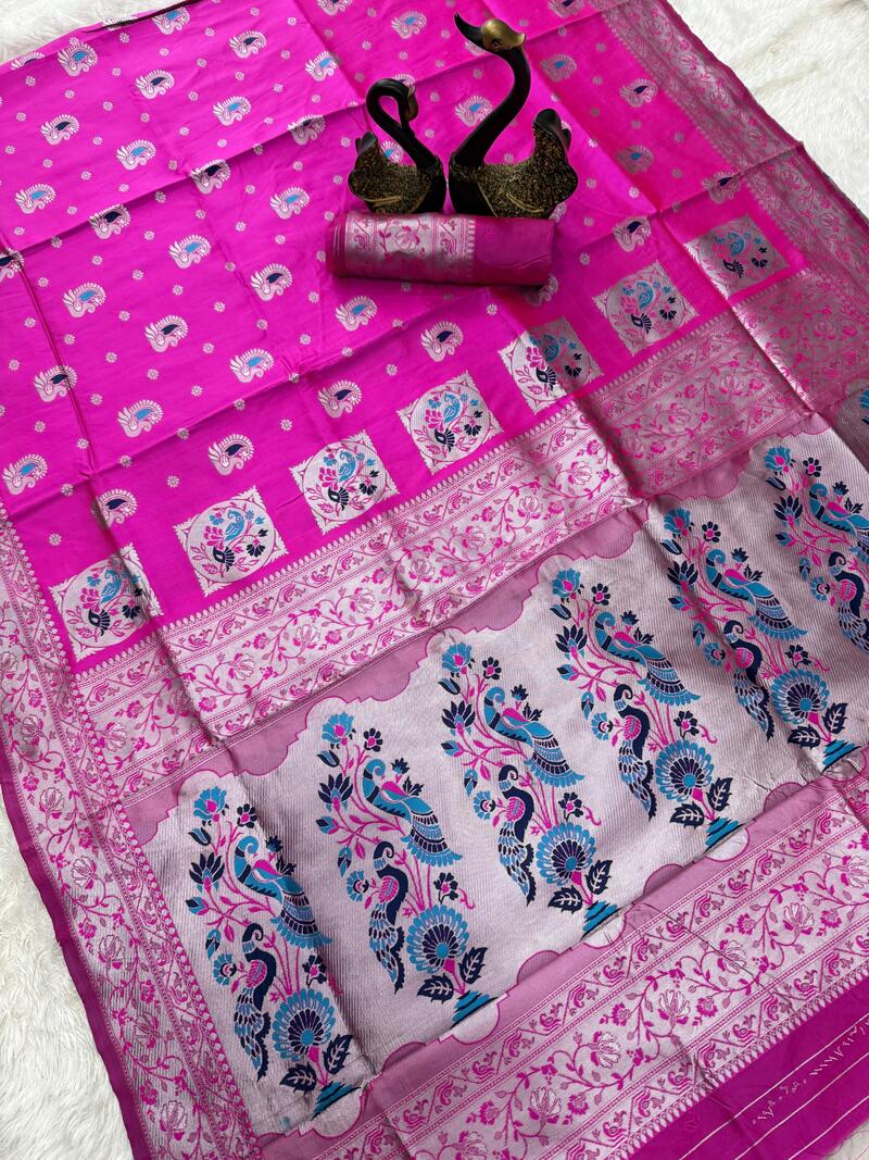 Confounding Dark Pink Paithani Silk Saree With Lustrous Blouse Piece