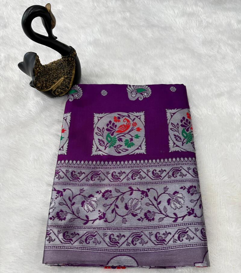 Lustrous Purple Paithani Silk Saree With Ebullience Blouse Piece