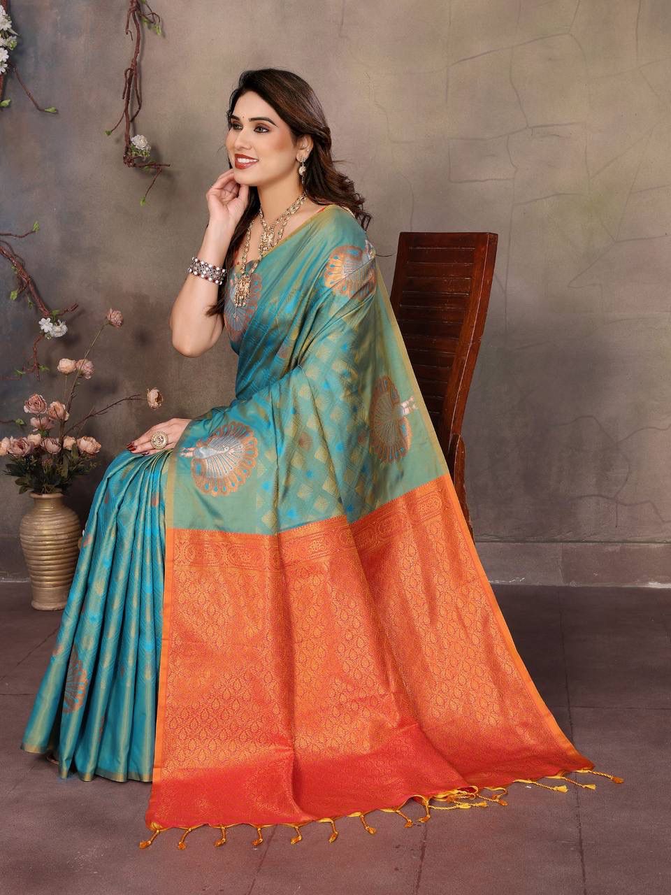 Extraordinary Rama Soft Banarasi Silk Saree With Angelic Blouse Piece