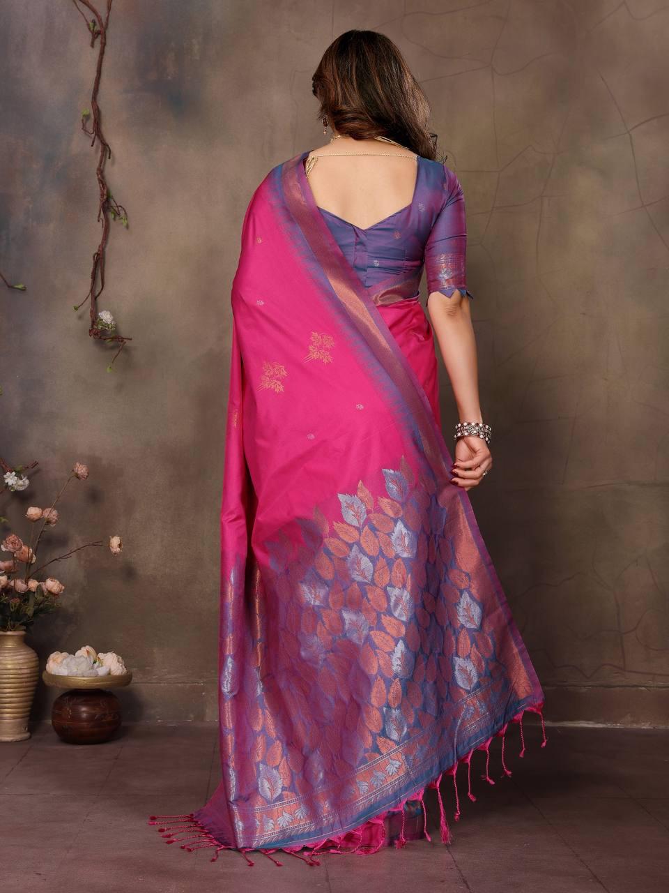 Mellifluous Dark Pink Soft Banarasi Silk Saree With Luxuriant Blouse Piece