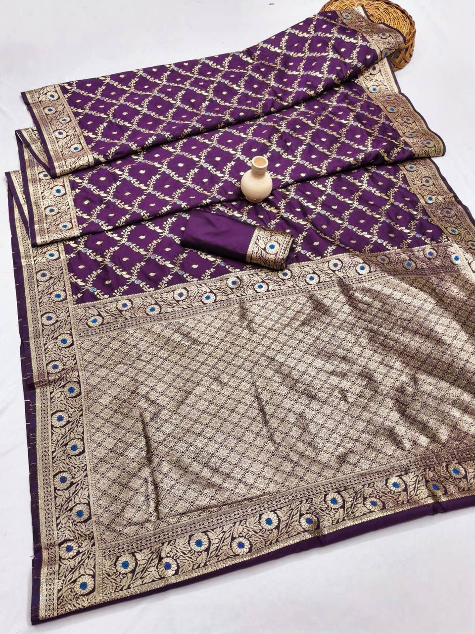 Posh Purple Soft Banarasi Silk Saree With Demesne Blouse Piece