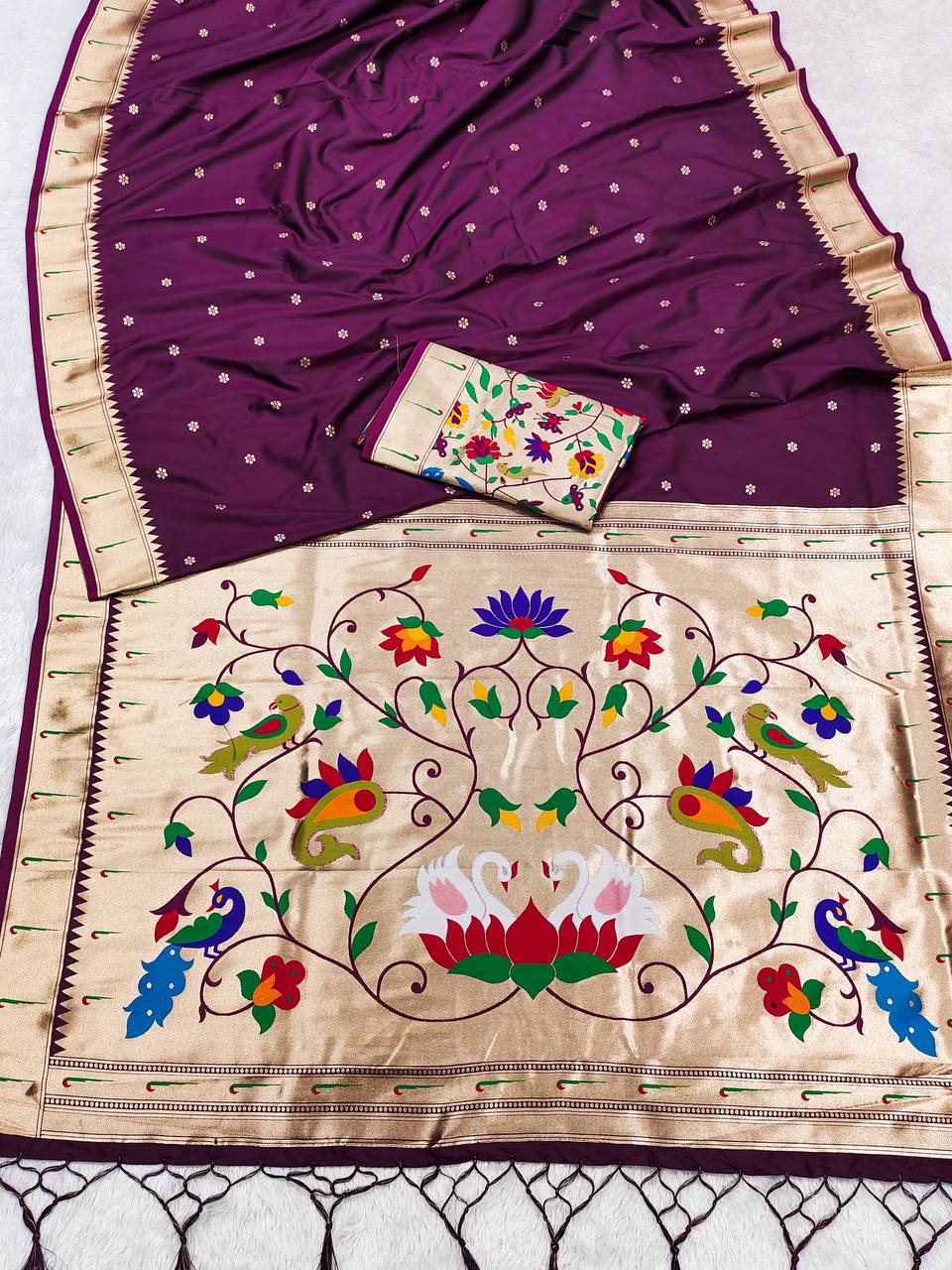 Elegant Purple Banarasi Paithani Silk Saree with Peacock Motif Pallu & Tassels