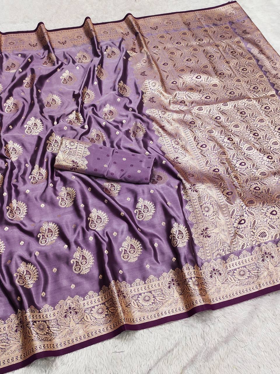 Lavender Purple Silk Saree with Elegant Gold Zari Traditional Border