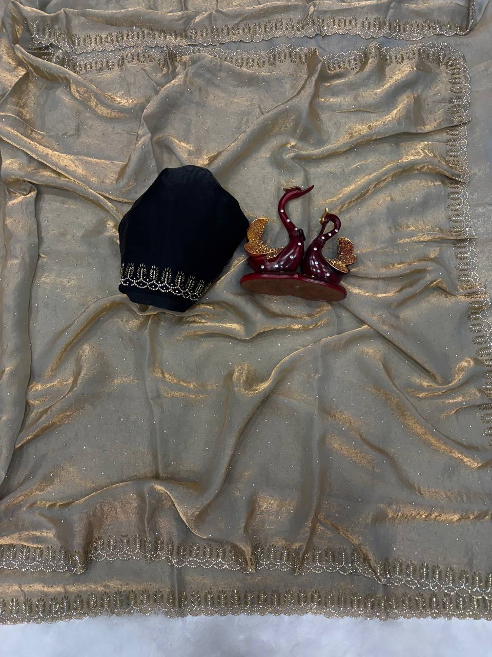 Premium Organza Saree with Pearl Butti & Embroidered Scalloped Border – 6 Color Options