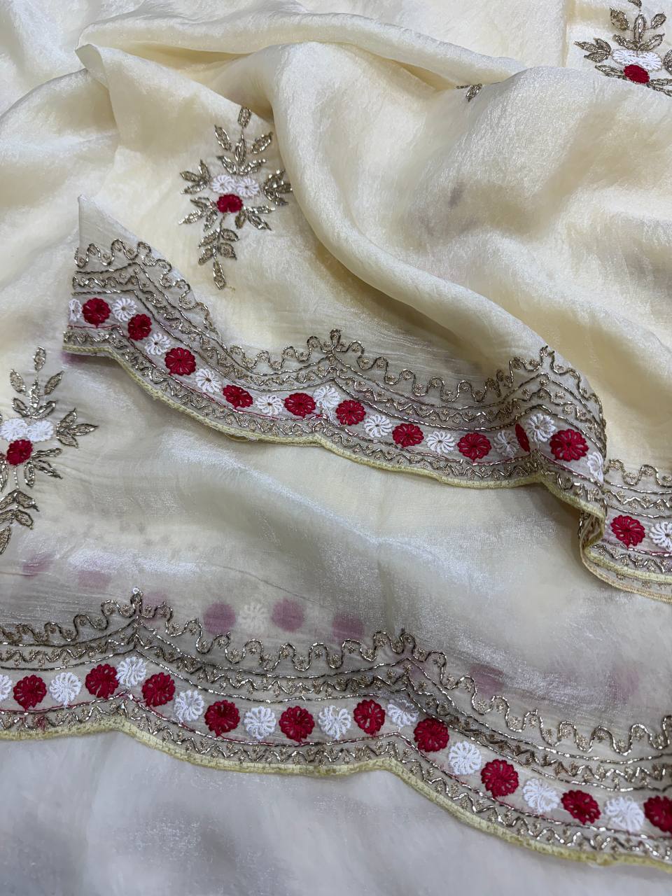 Ivory Organza Saree with Floral Thread Embroidery & Elegant Border Work