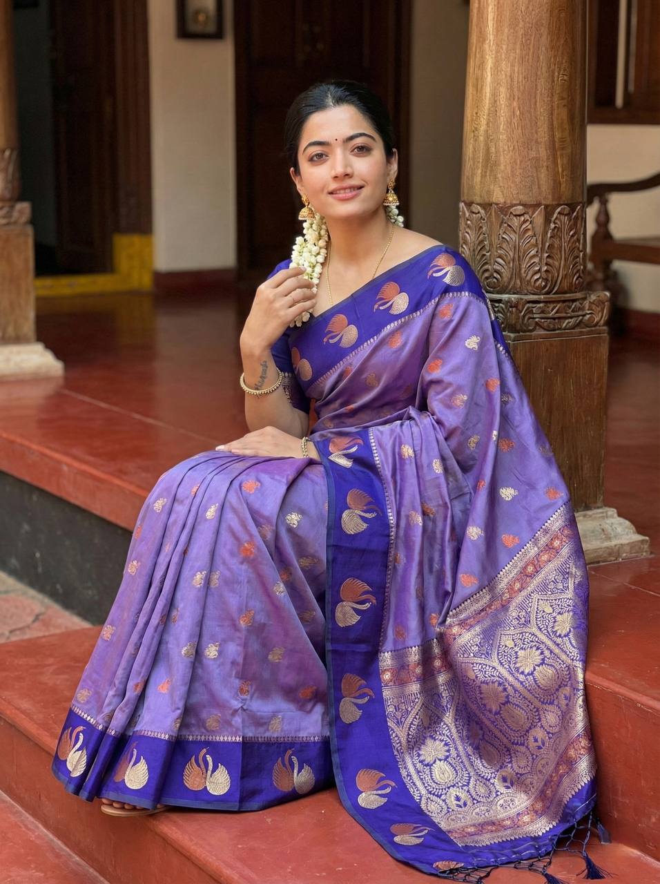 Royal Lavender Purple Premium Luxury Silk Saree with Deep Violet Zari Border & Ornate Banarasi Pallu