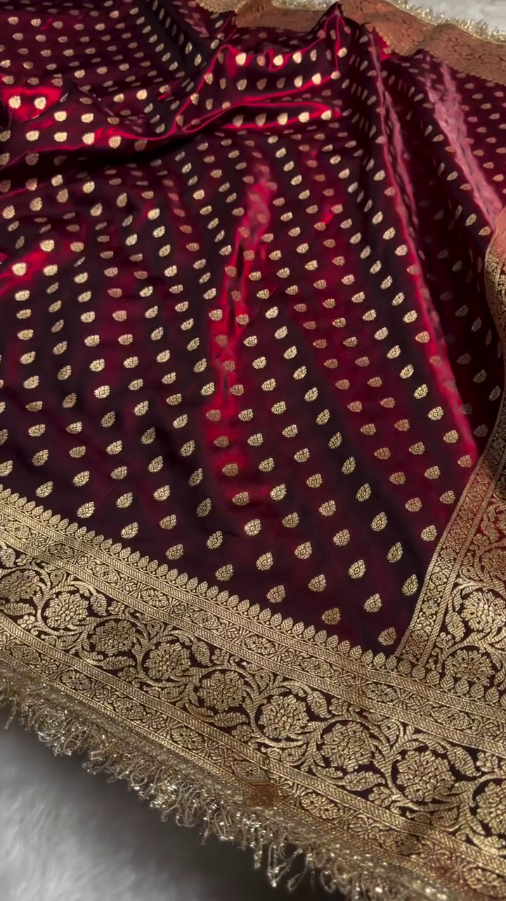 Maroon Red Banarasi Silk Saree – Golden Zari Butta & Heavy Floral Border